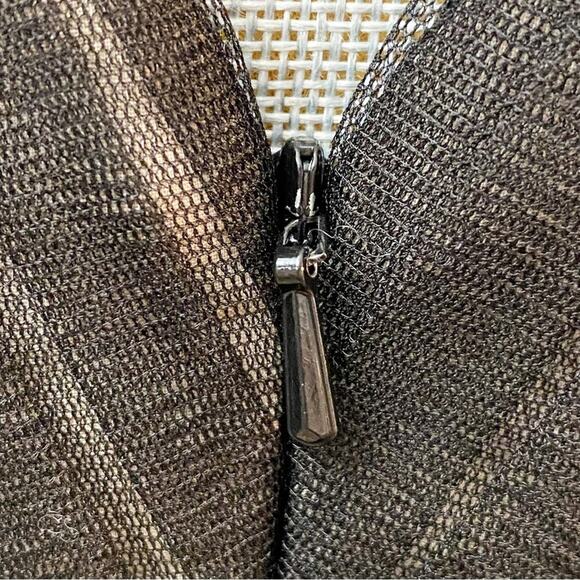 BADGLEY MISCHKA Black Pleated Tulle Chiffon Formal Gown - Picture 9 of 16